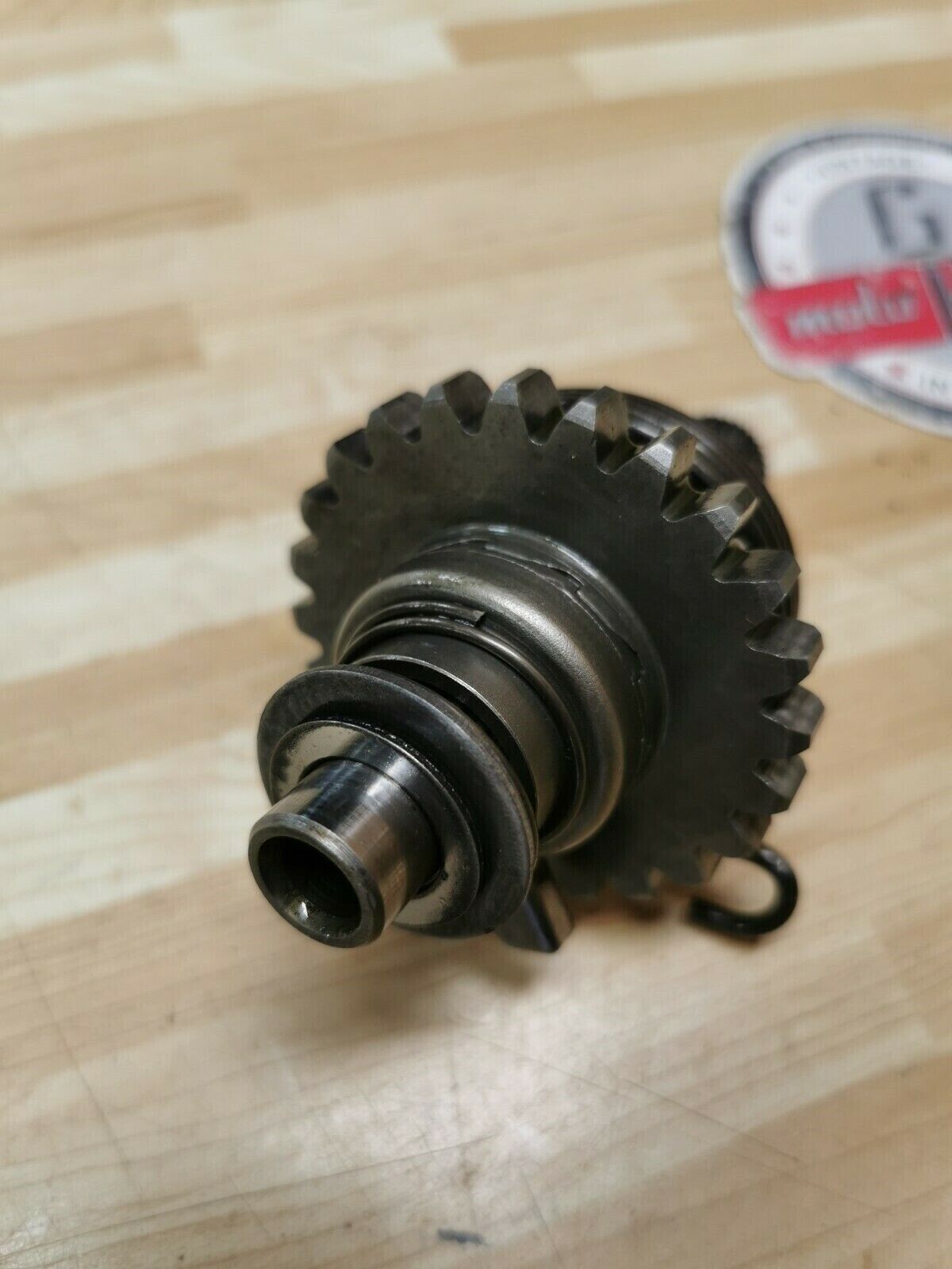 Yamaha IT250 1980 kickstarter spindle shaft gear 2K7-15661-01-00 YZ250 IT400
