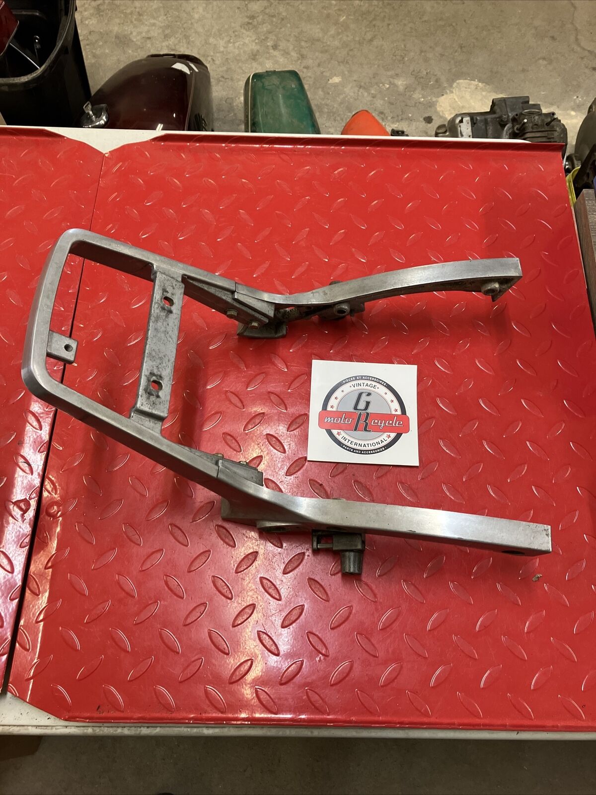 Kawasaki VN750 1986 Vulcan 750 Frame grip sissy bar 32109-1124 32109-1123