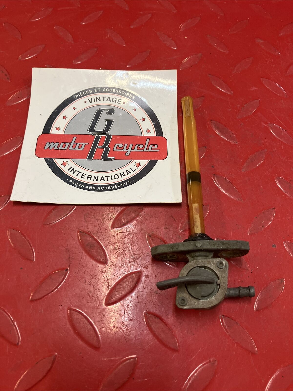 Honda XR200R 1996 fuel tank cas petrol reservoir valve petcock