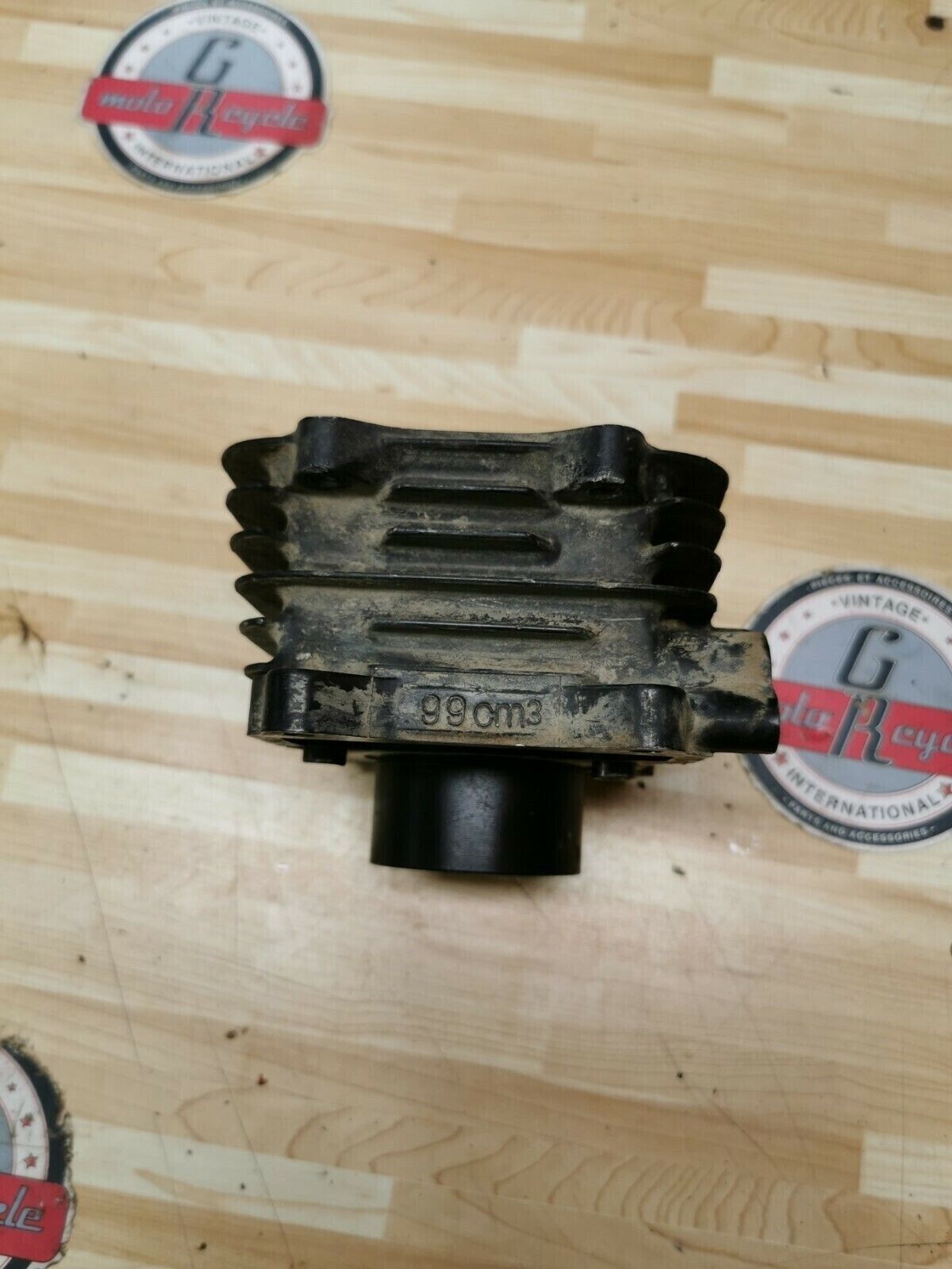 Suzuki DR100 1985 cylinder jug barrel