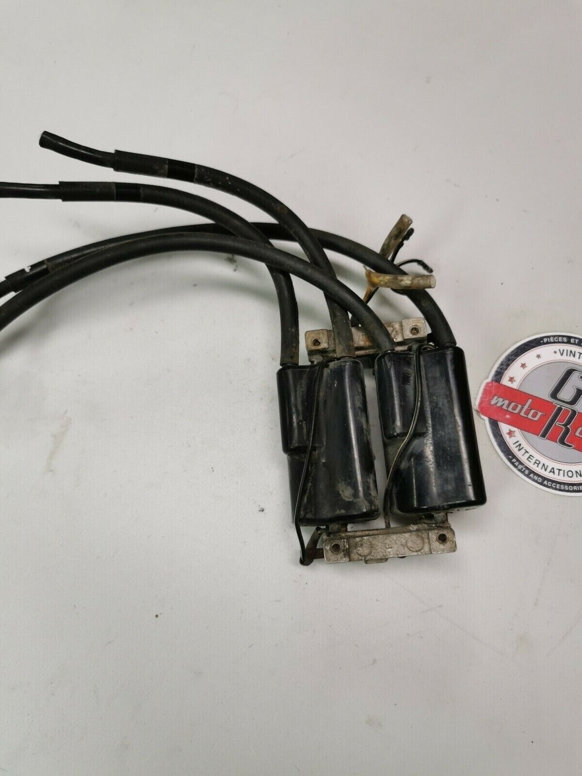 Honda CB750F 1978 ignition coil left right 30500-300-013 30502-300-003