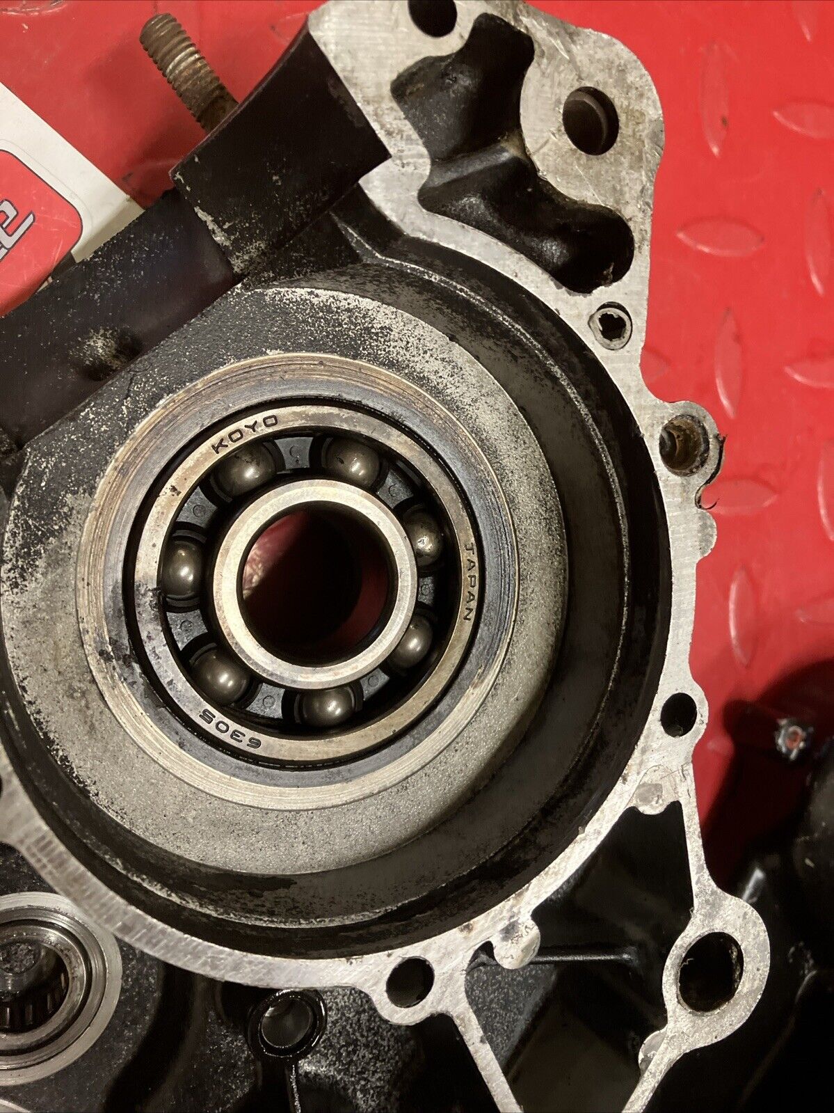 Kawasaki KDX200 1986 crankcase set left right crank case 1987