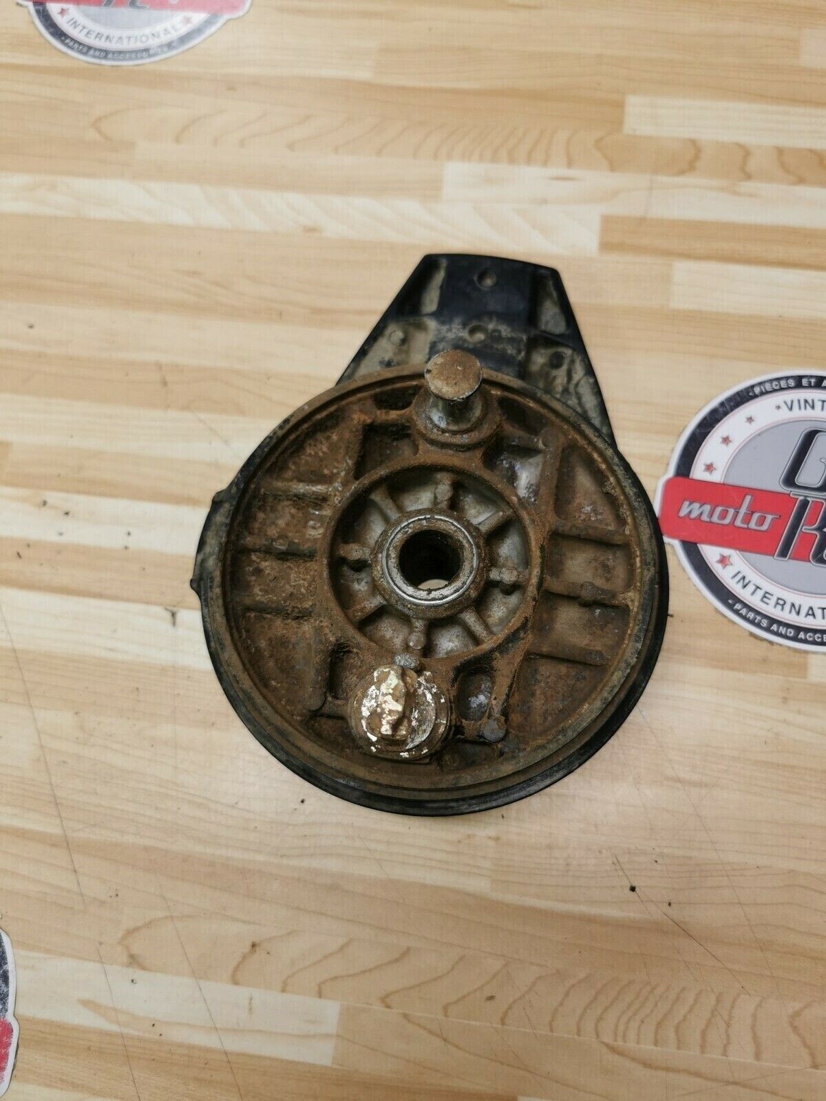 Honda XR350R 1983 rear brake panel drum cover XR600R XR250R 1984 43100-KF0-000