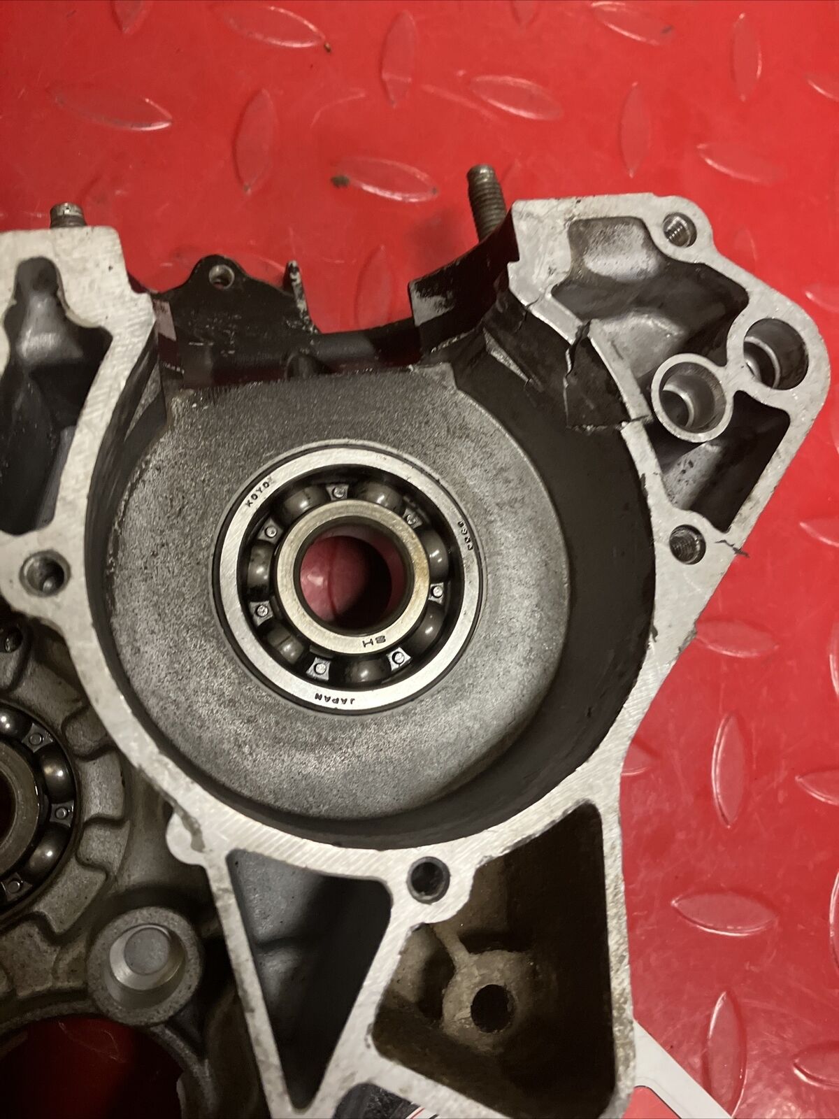 Yamaha YZ125 1983 left right crankcase crank case 1984 NEED REPAIR