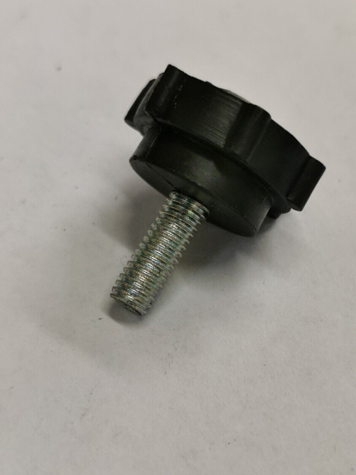 NOS PUCH BOMBARDIER MAXI LOCK KNOB SCREW 773-210-093 P3