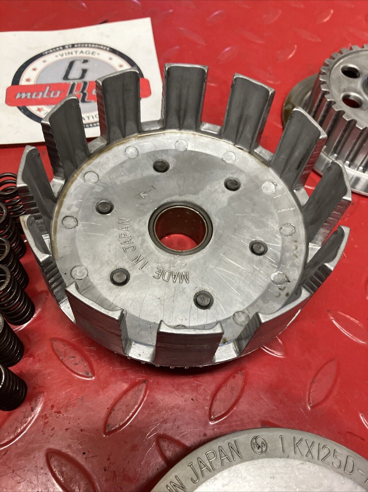 Kawasaki KDX200 1986 Clutch assembly basket hub pressure plate 1987