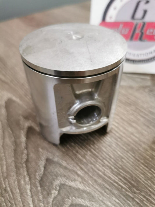 NOS SUZUKI RM250 1979 - 1981 12110-40301 SUPERSEDED 12110-40312 S11