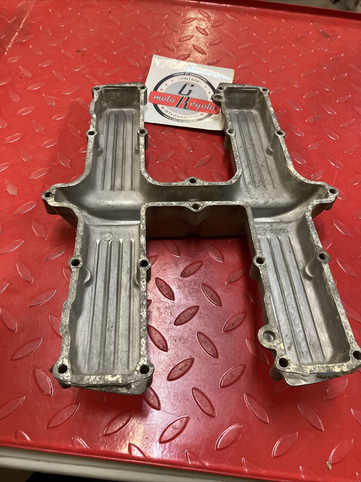 Yamaha XS1100 1978 1979 1980 cylinder head valve cover U2