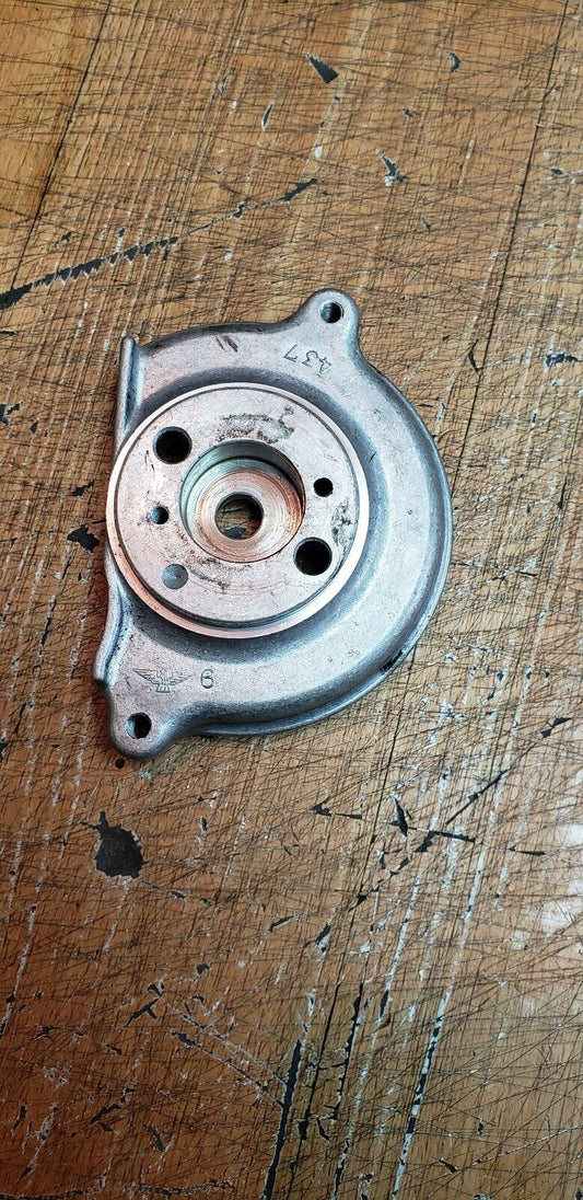Honda XR200R 1983 oil pump body housing case