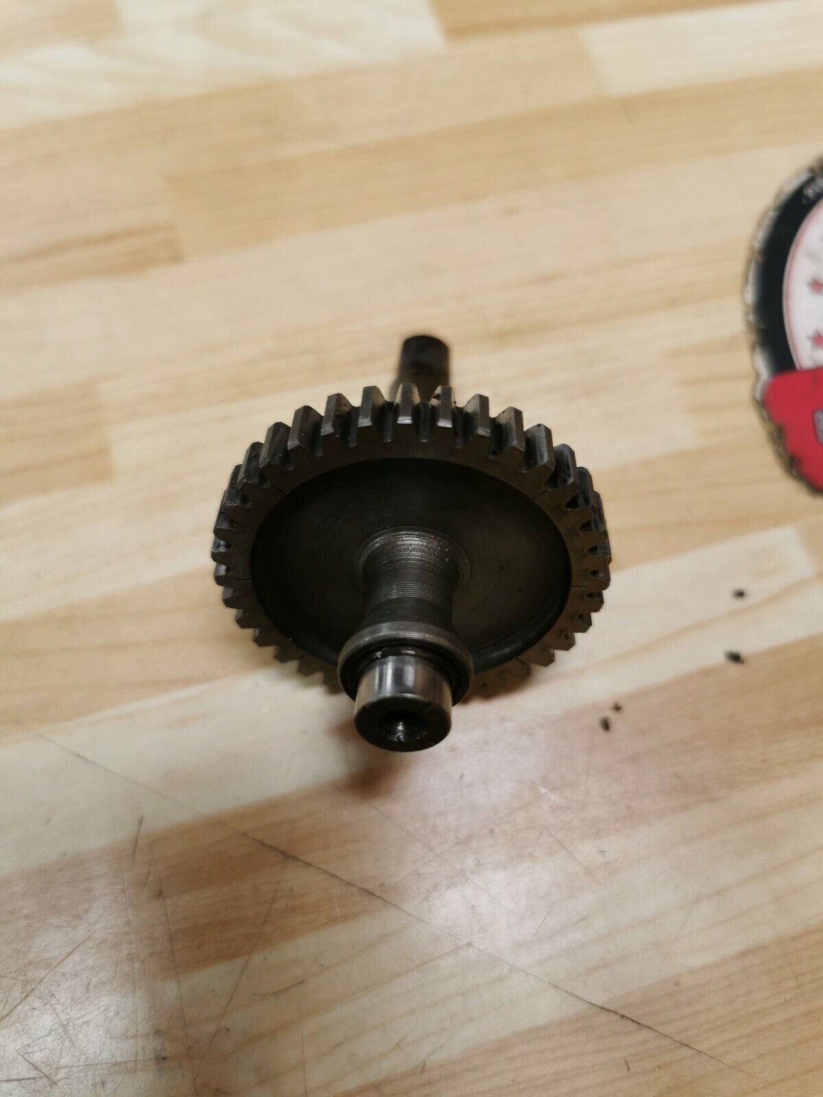 Suzuki RM125 1981 water pump shaft gear