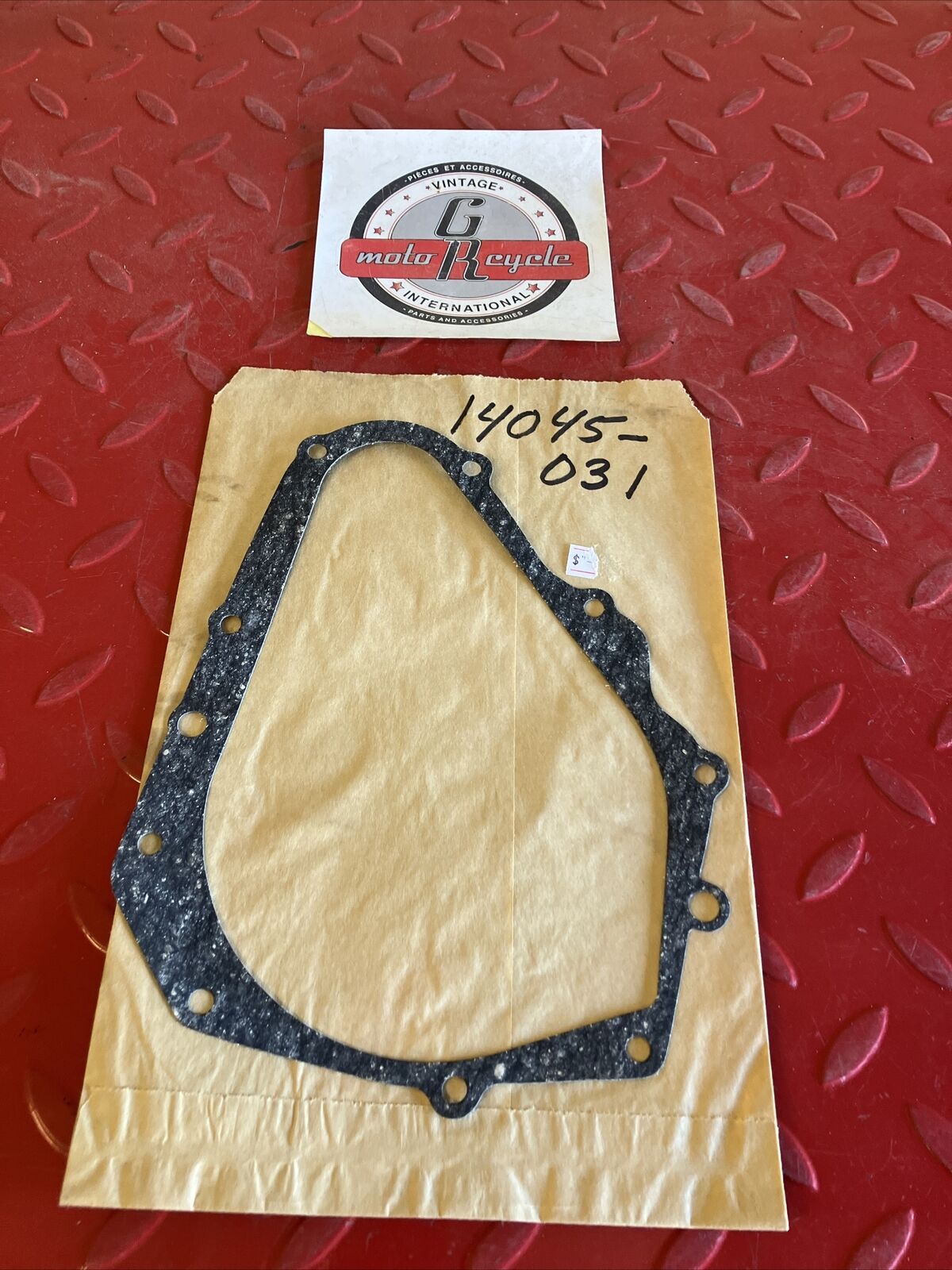 NOS Kawasaki KZ200 KZ250 KLT200 KLT250 GENERATOR STATOR COVER GASKET K10
