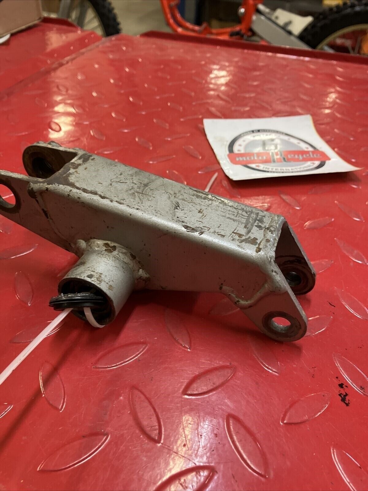 Kawasaki KDX200 1987 uni trak rear shock suspension arm linkage