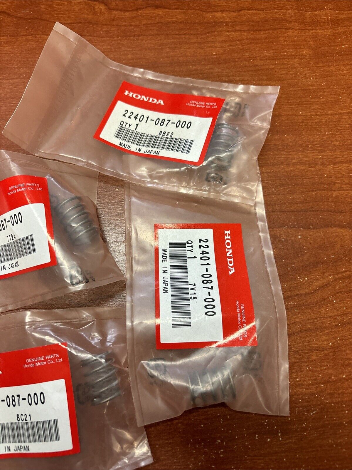 NOS Honda C70 M CT70 ST70 CLUTCH SPRING QTY.4 22401-087-000 H162