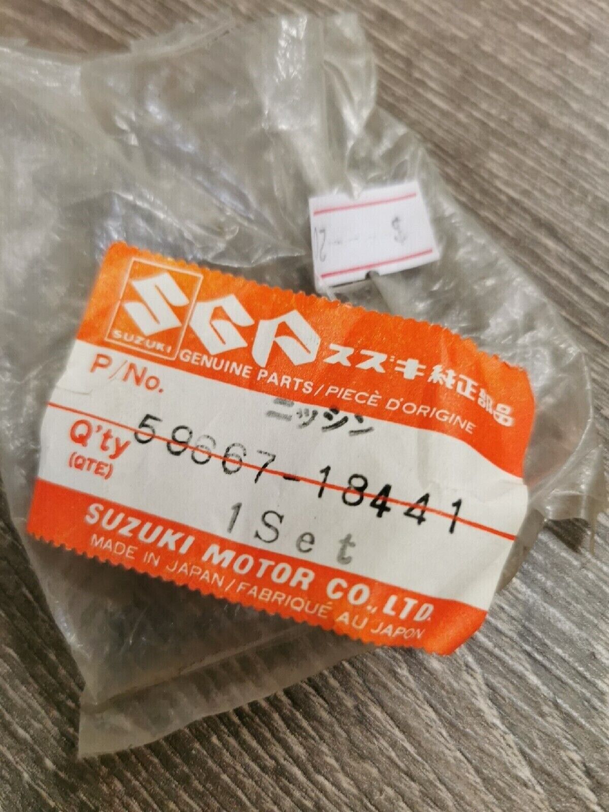 NOS SUZUKI GSXR1000 GSXR750  1991 - 2023  MASTER DIAPHRAGM 59667-18441  S11