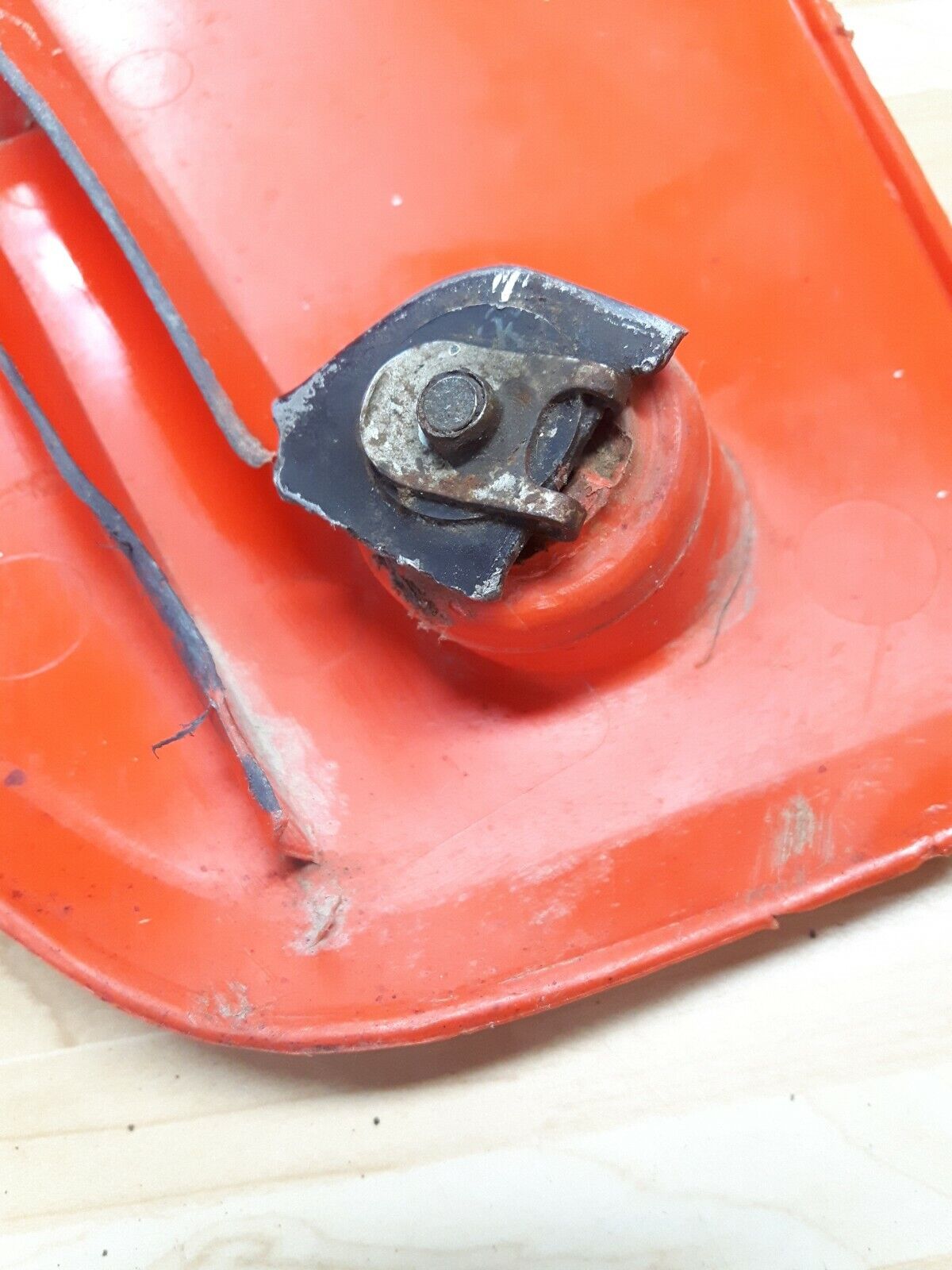 Honda CR250R 1990 left side radiator fuel tank cover panel shroud