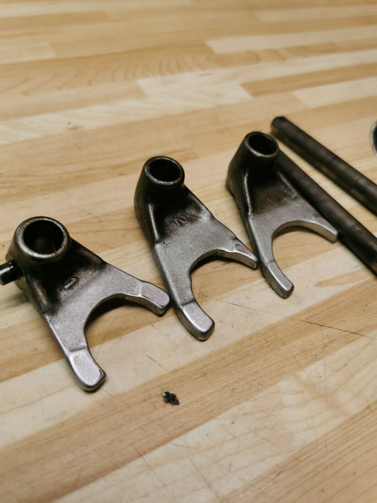 Yamaha XT200 1982 transmission gearshift gear shift fork 1983 4JG-18513-00-00