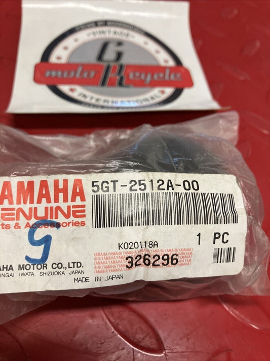 NEW NOS YAMAHA GRIZZLY KODIAK WHEEL CAP COVER 5GT-2512A-00-00 Y59