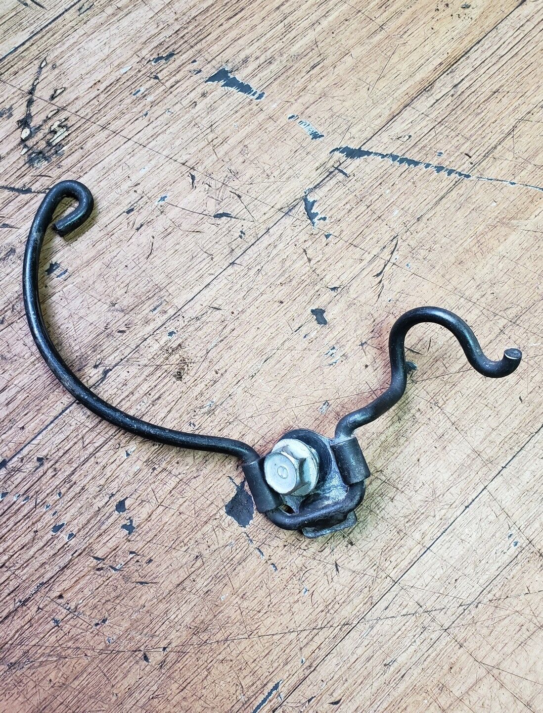 Honda XL250R horn guide wire cable hanger XL250 1984 1985 1986 1987