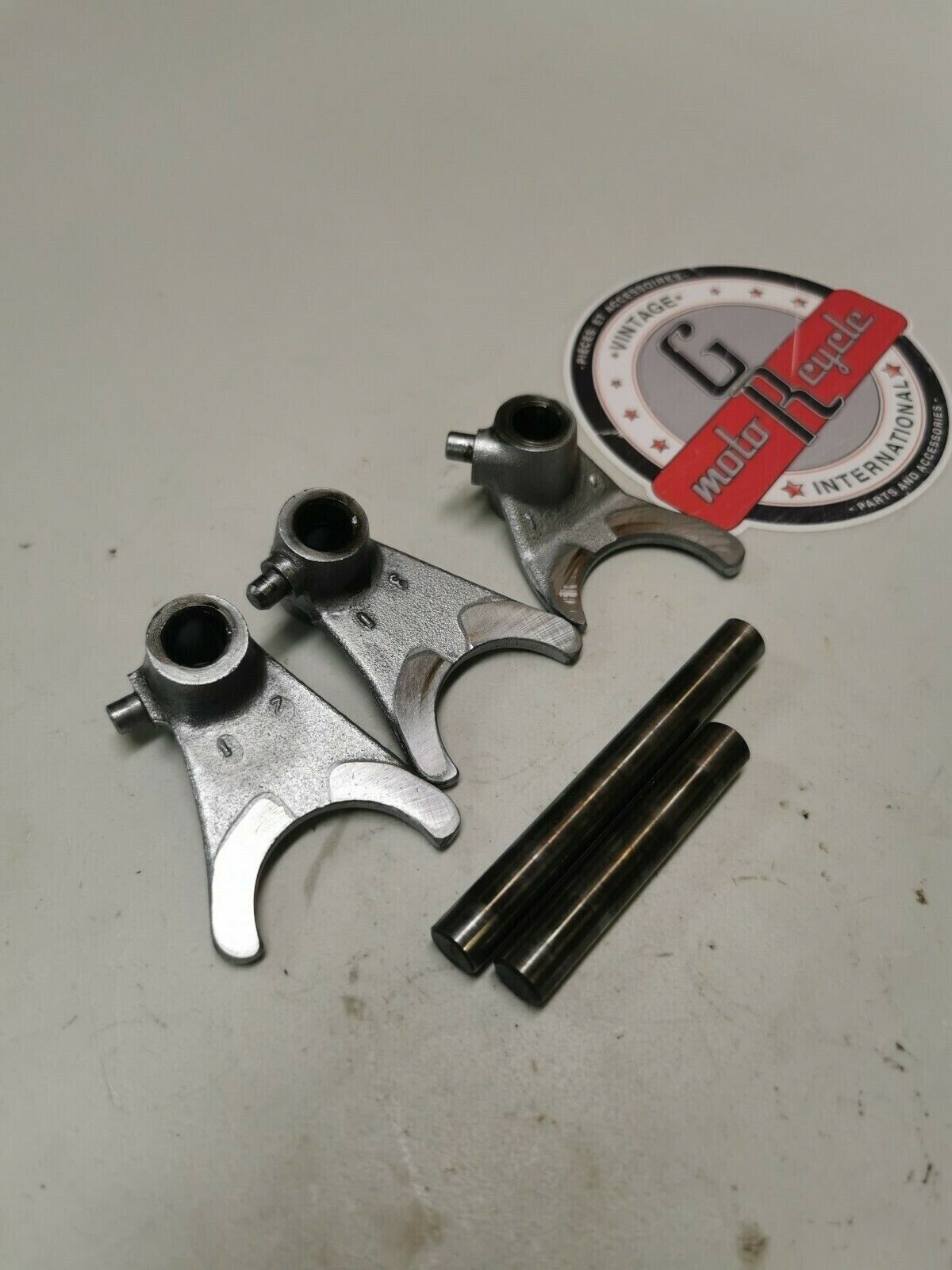 Suzuki RM250 1976 transmission gearshift gear shift forks 1977 1978
