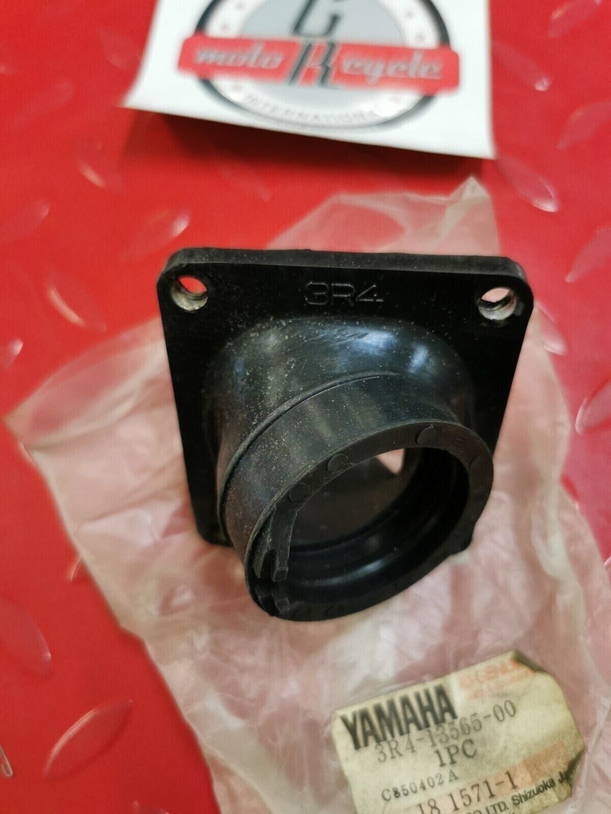 NEW NOS Yamaha YZ250 YZ465 IT465 CARBURETOR JOINT 3R4-13565-00-00 Y22