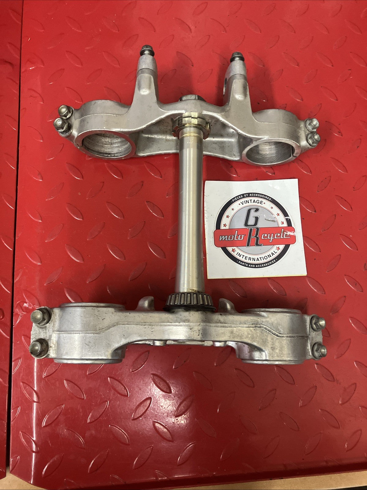 Honda CR250R 1991 Steering stem top bridge triple tree clamp 1990