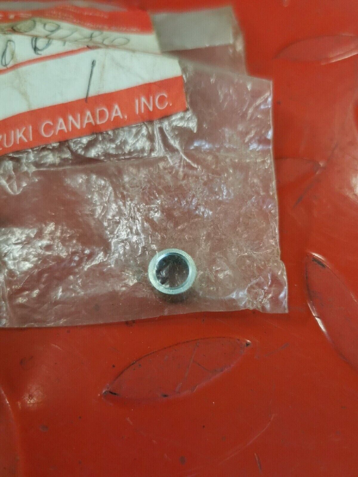 NOS SUZUKI SPACER 09180-06137 S11