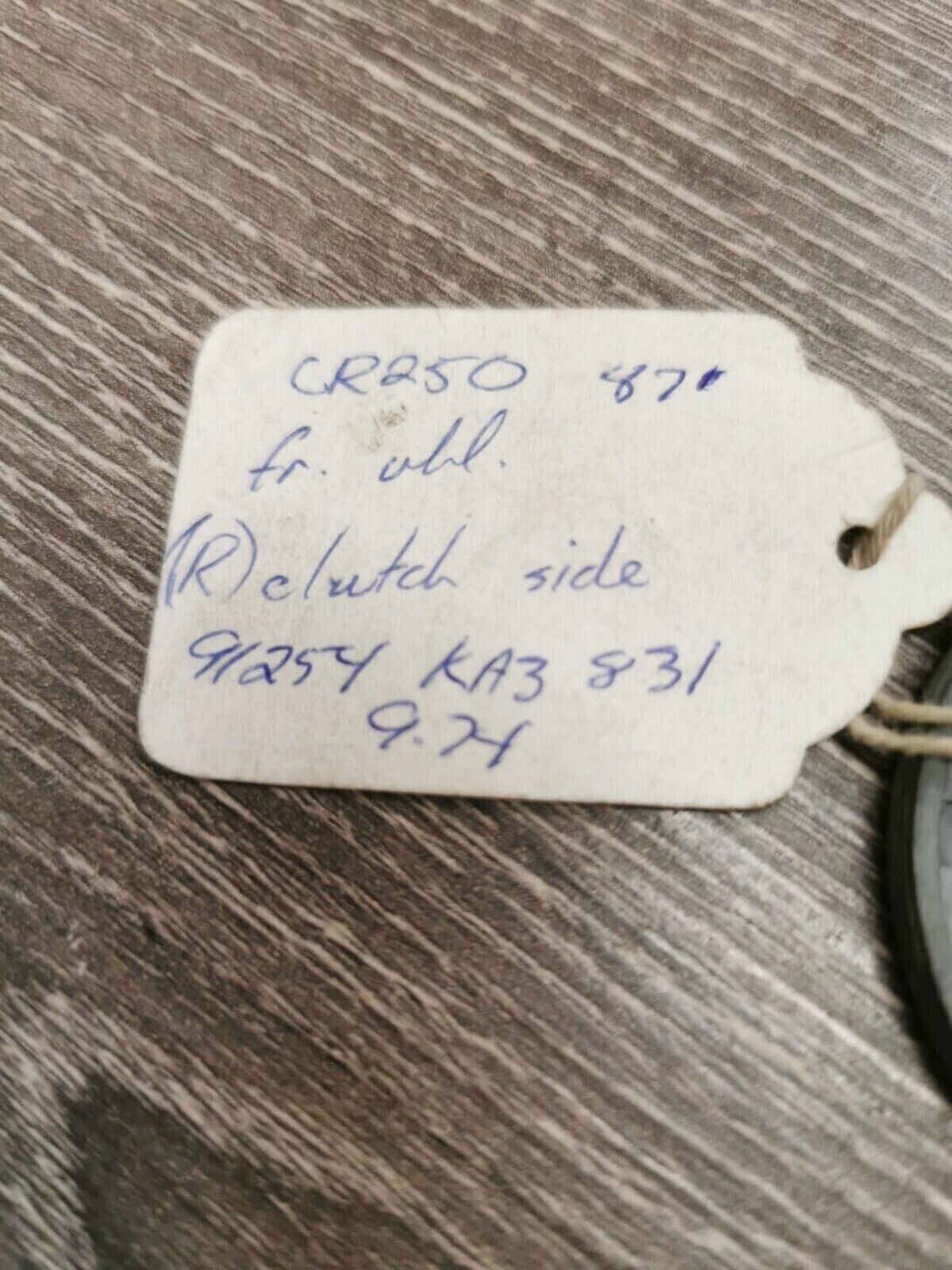 NOS HONDA CR250R DUST SEAL 91254-KA3-831 H57