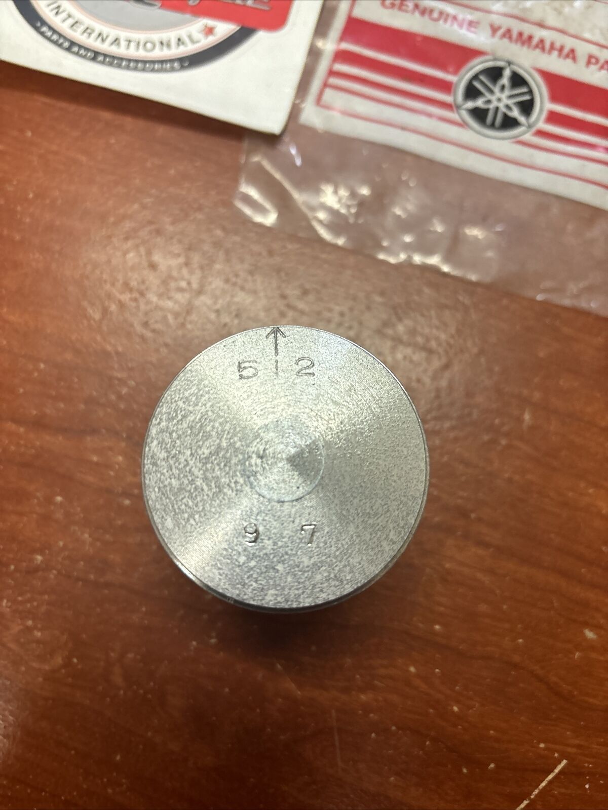 NOS Yamaha 1974 - 1976 RD200 PISTON STD 0.97 397-11631-00-97 SUB 397-11631- Y175