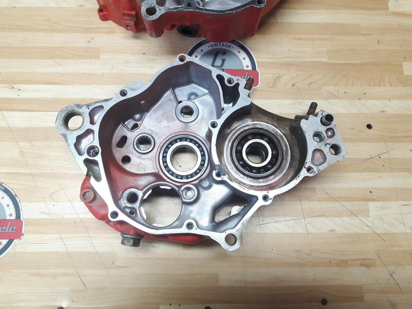 Honda CR125R 1981 crankcase crank case motor left right matching 111A0-KA3-000 2