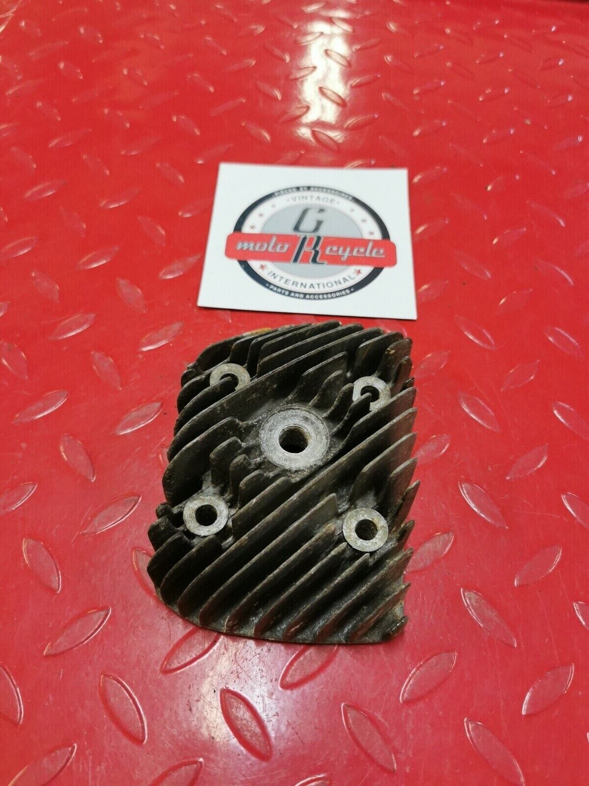 Arctic cat 70's 400 snowmobile left cylinder head jug barrel cover