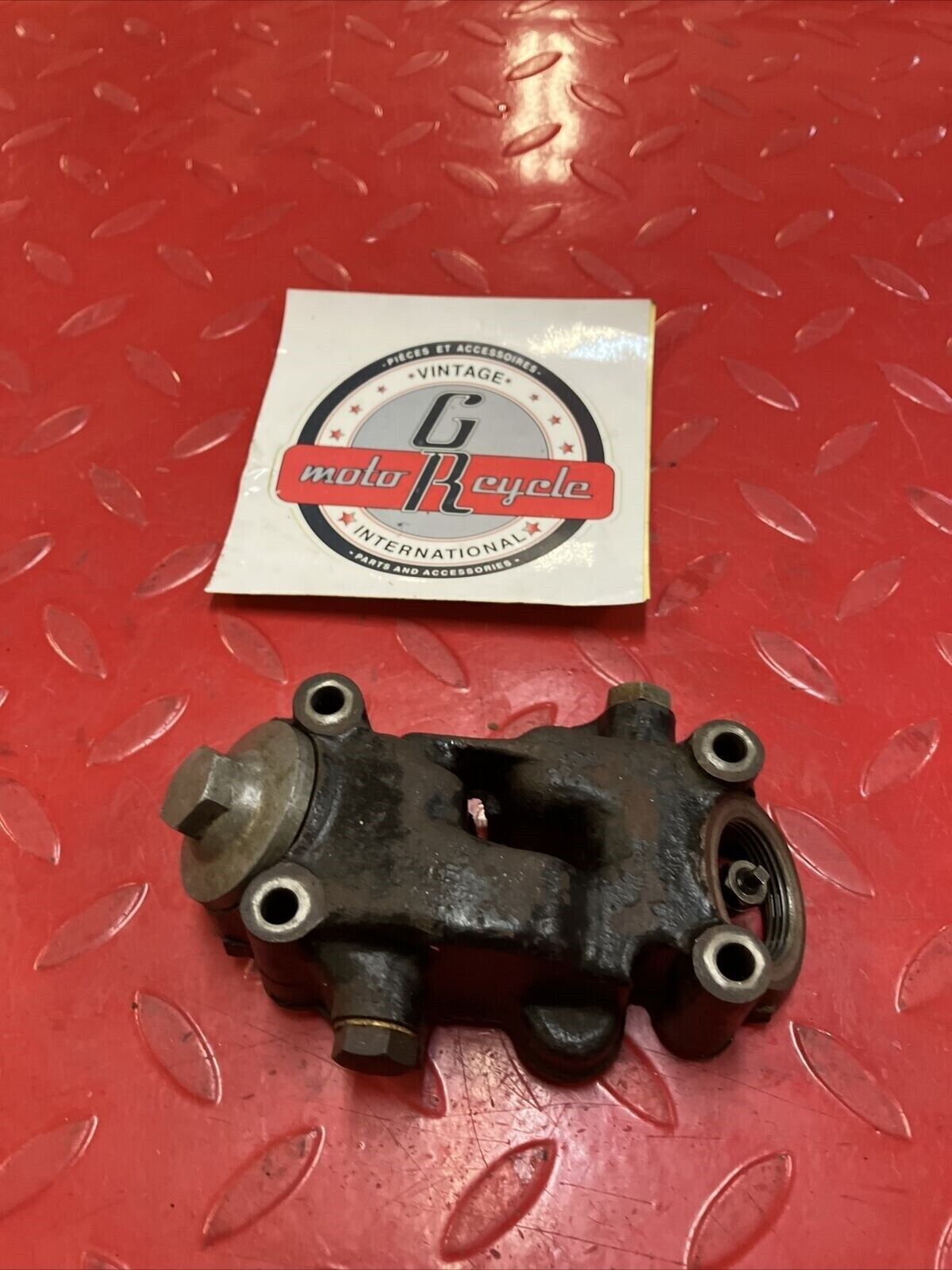 Honda C105 C105T CA105T Trail 55 cylinder jug barrel head valve cover rocker