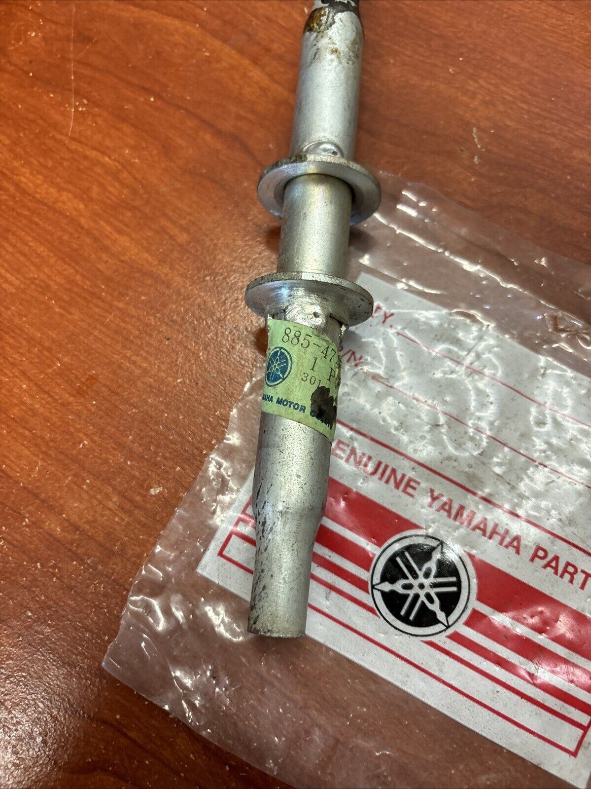 NOS Yamaha 1975 GPX338G GPX433G BRACKET 885-47415-00-00 Y183