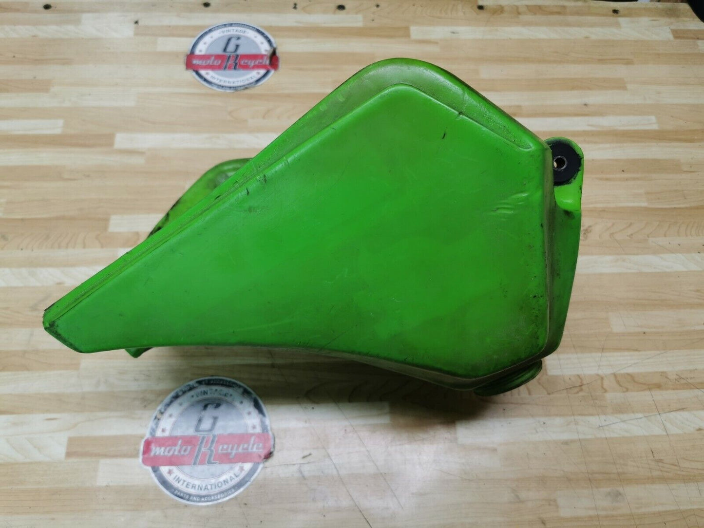 Kawasaki KX80 1987 fuel tank gas petrol reservoir 1986