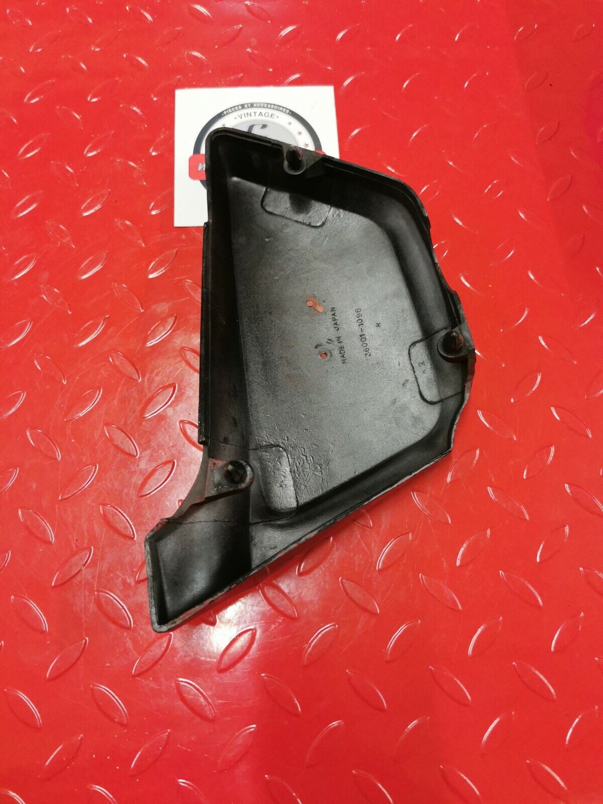 Kawasaki KZ550 LTD 1981 right side cover panel fairing