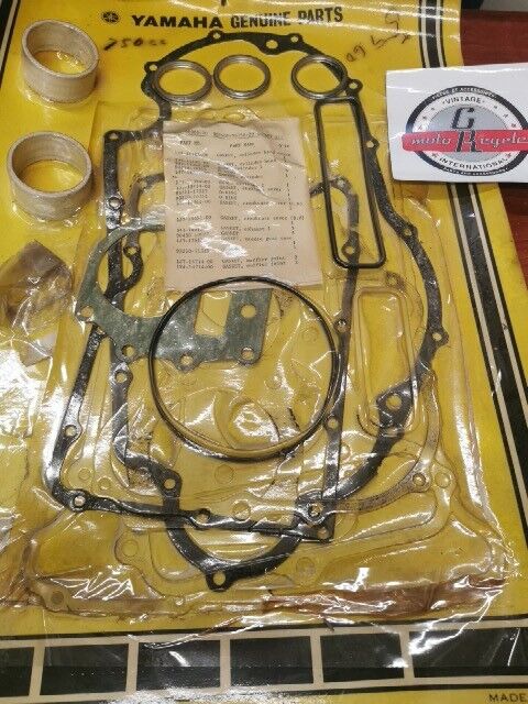 NOS Yamaha 1977 XS750D COMPLETE GASKET KIT 1J7-00000-20-00 1J7-W0001-00-00 Y133