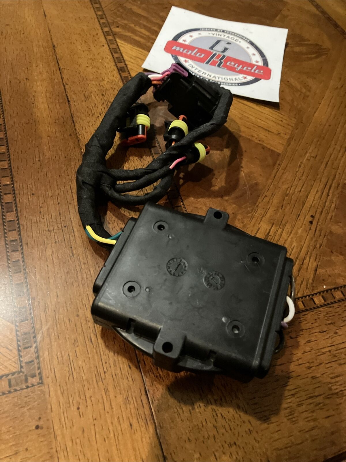 NEW Can-Am SPYDER F3 2021 2022 TURN SIGNAL FLASHER MODULE 710007701 BRP1