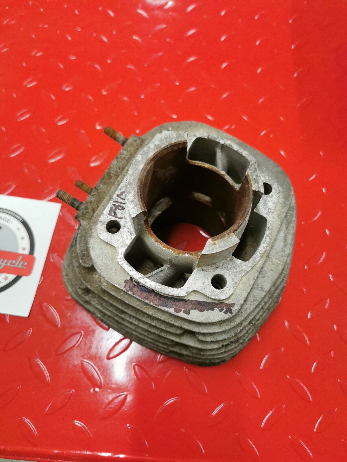 Kawasaki F81M cylinder jug barrel T