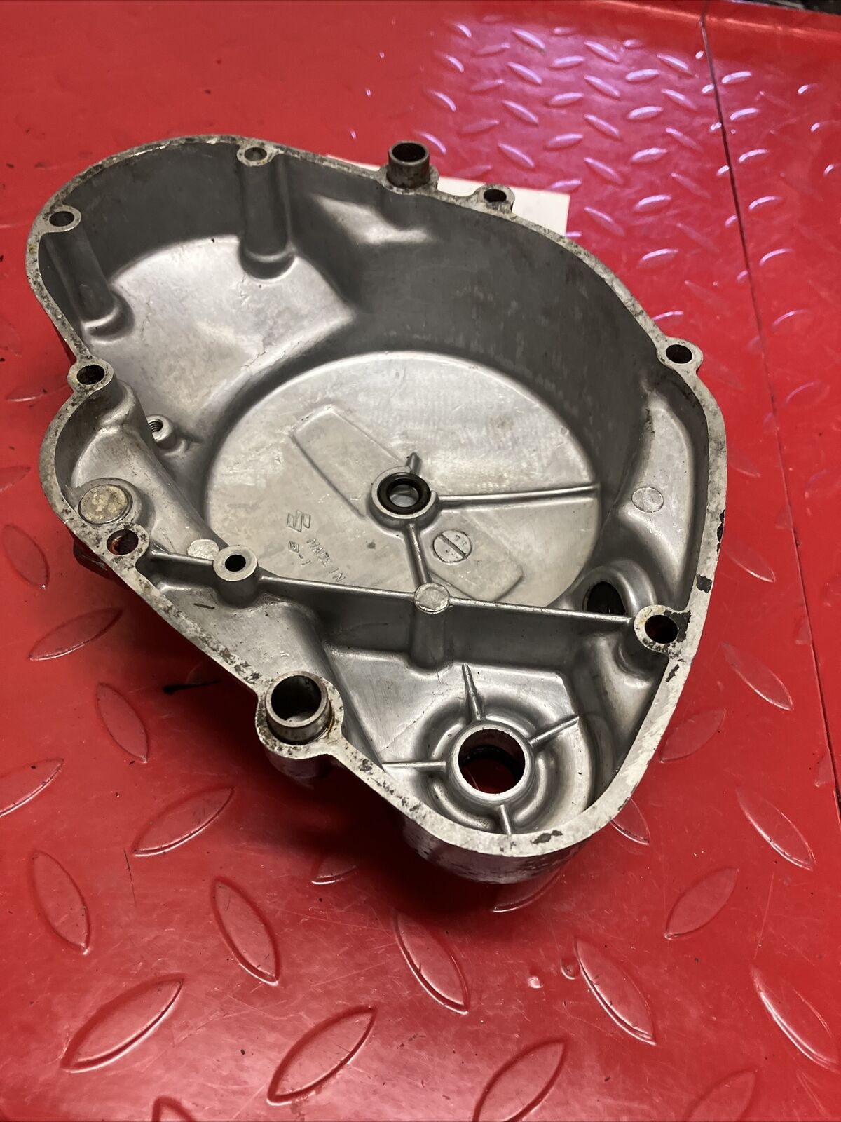 Suzuki RV125 1973 right crankcase clutch cover TC125