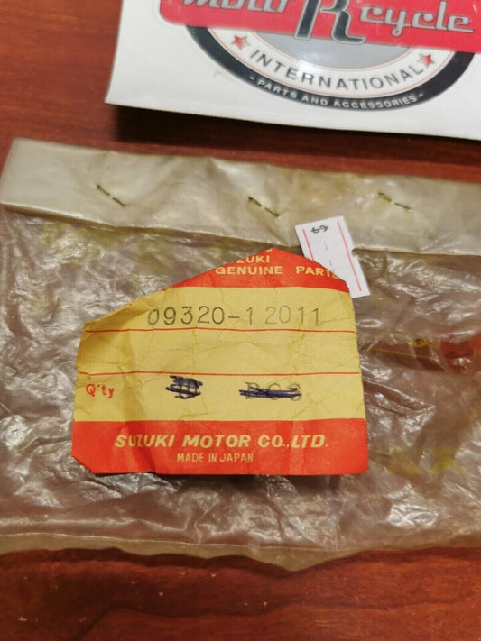 NOS Suzuki AN400 LT-A500 LT-F500 VZ800 CUSHION 09320-12011 S20