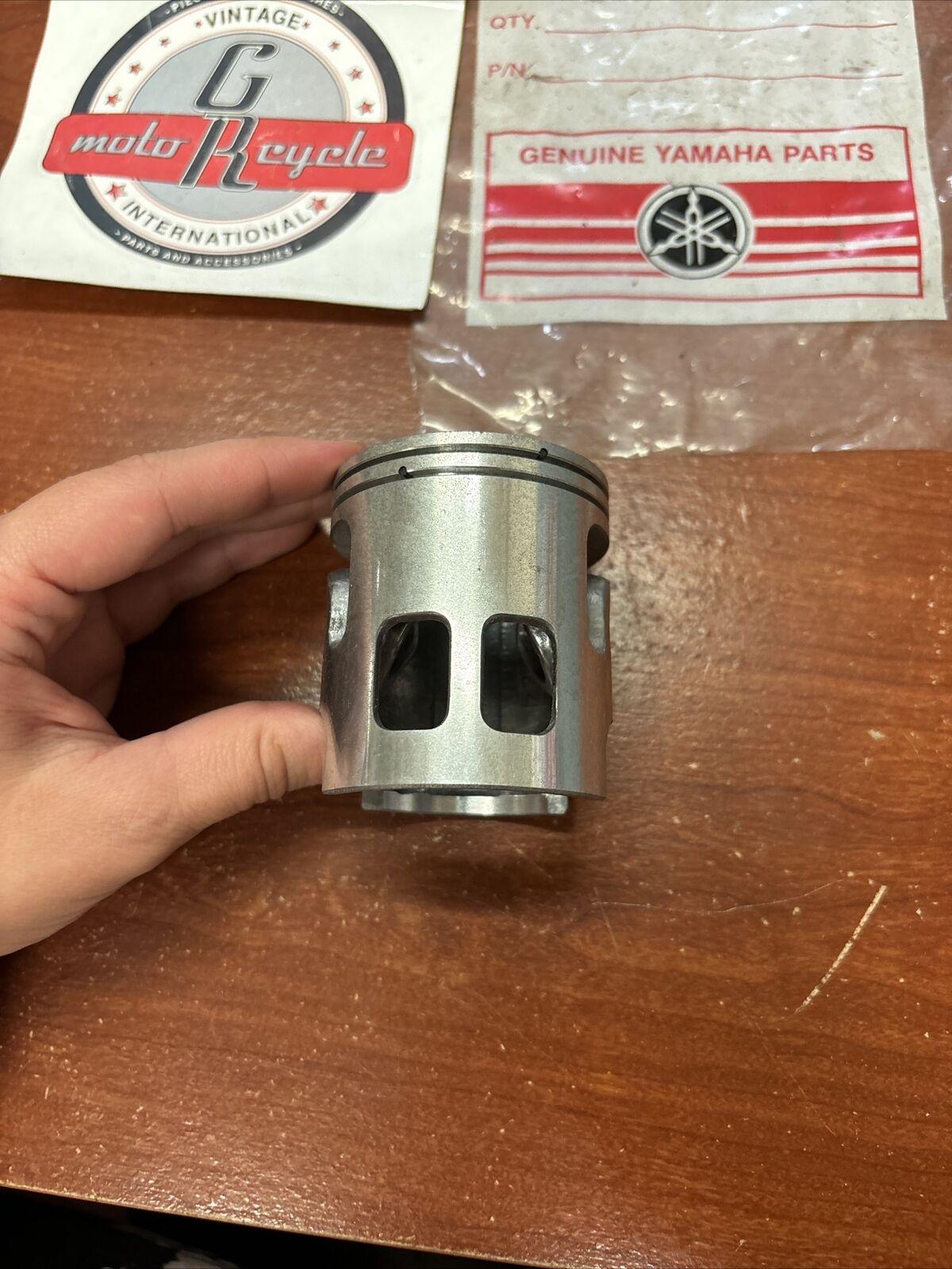 NOS Yamaha DT125 DT125MX PISTON STD 0.96 2A6-11631-00-96 Y176