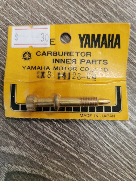 NOS YAMAHA YZ125F 1984 SCREW AIR ADJUSTING 2X3-14123-00 Y56