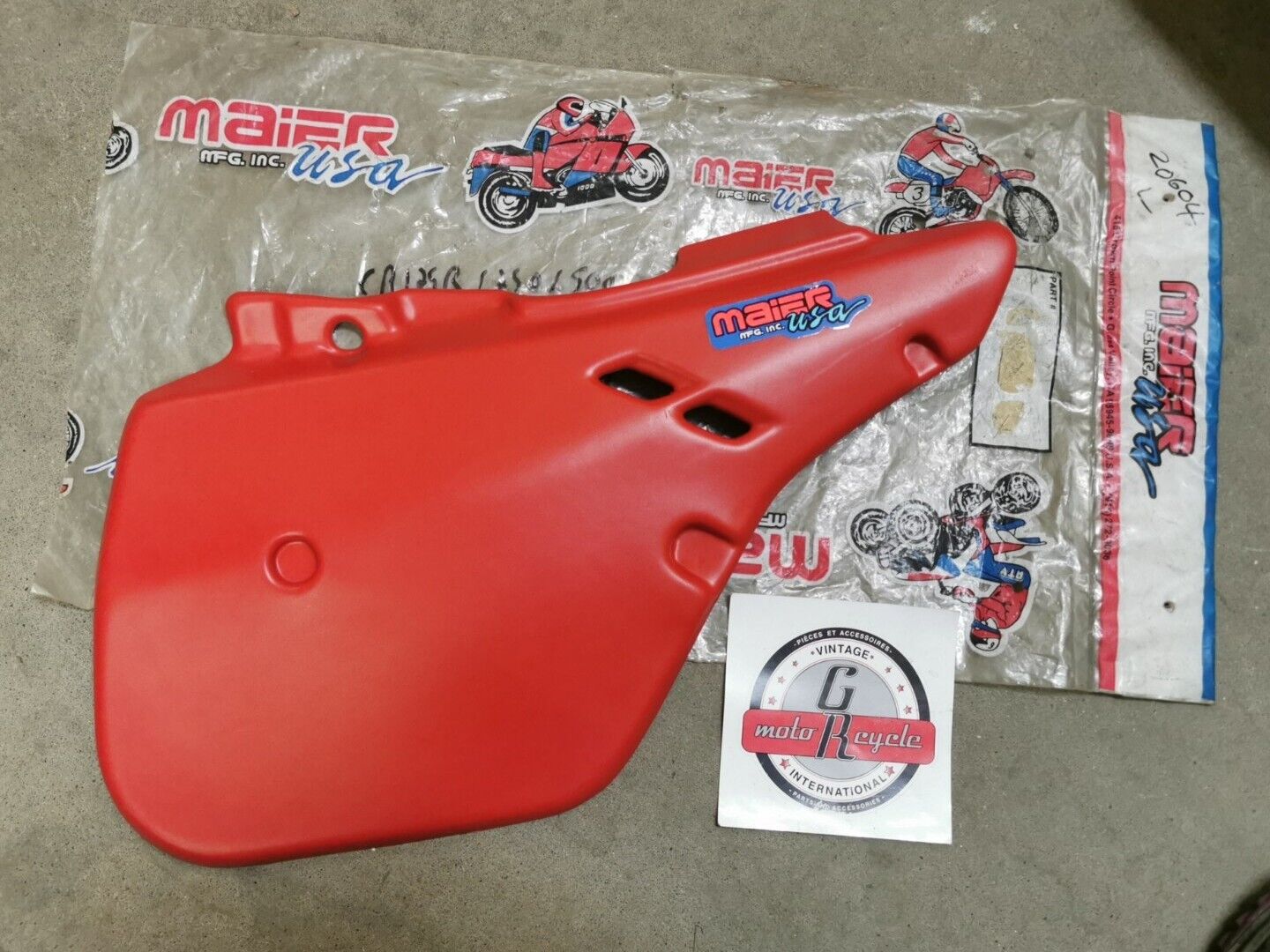 NOS Maier CR125R CR250R CR500R 1988 RIGHT SIDE COVER PANEL 20604 L J44