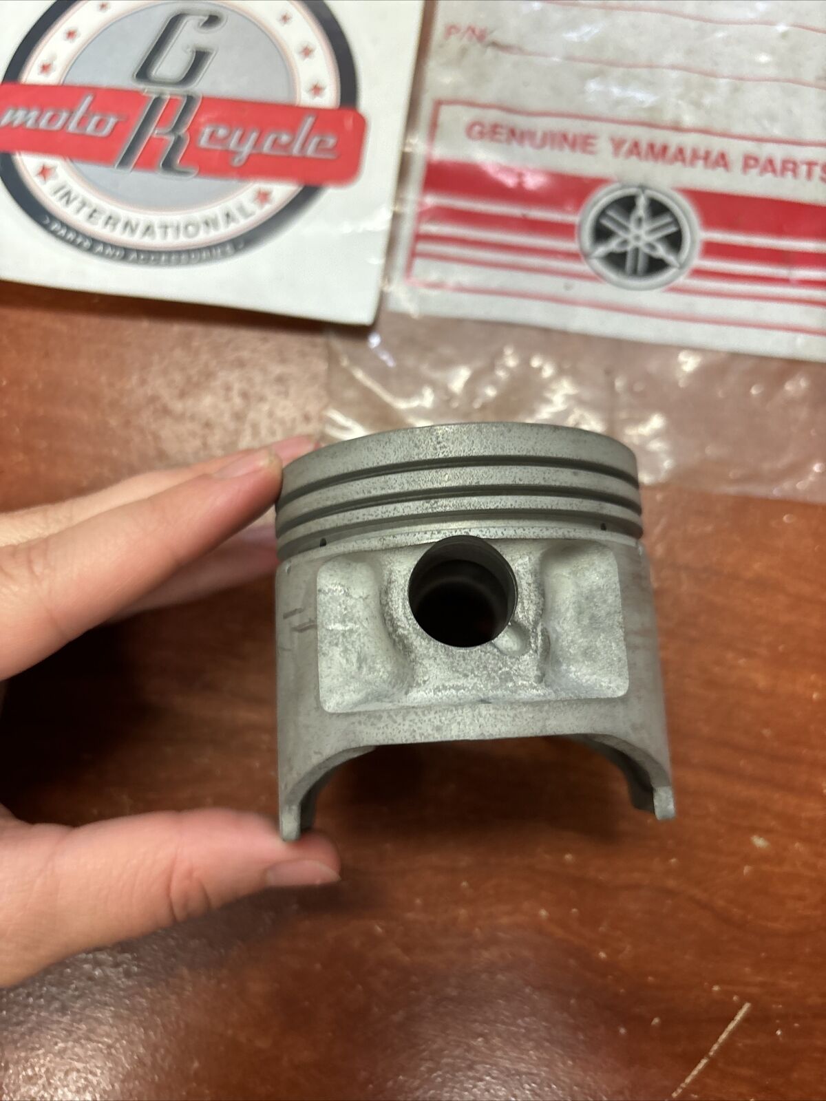 NOS Yamaha 1976 1977 XS360 PISTON O/S 0.25 1L9-11635-00-00 Y176