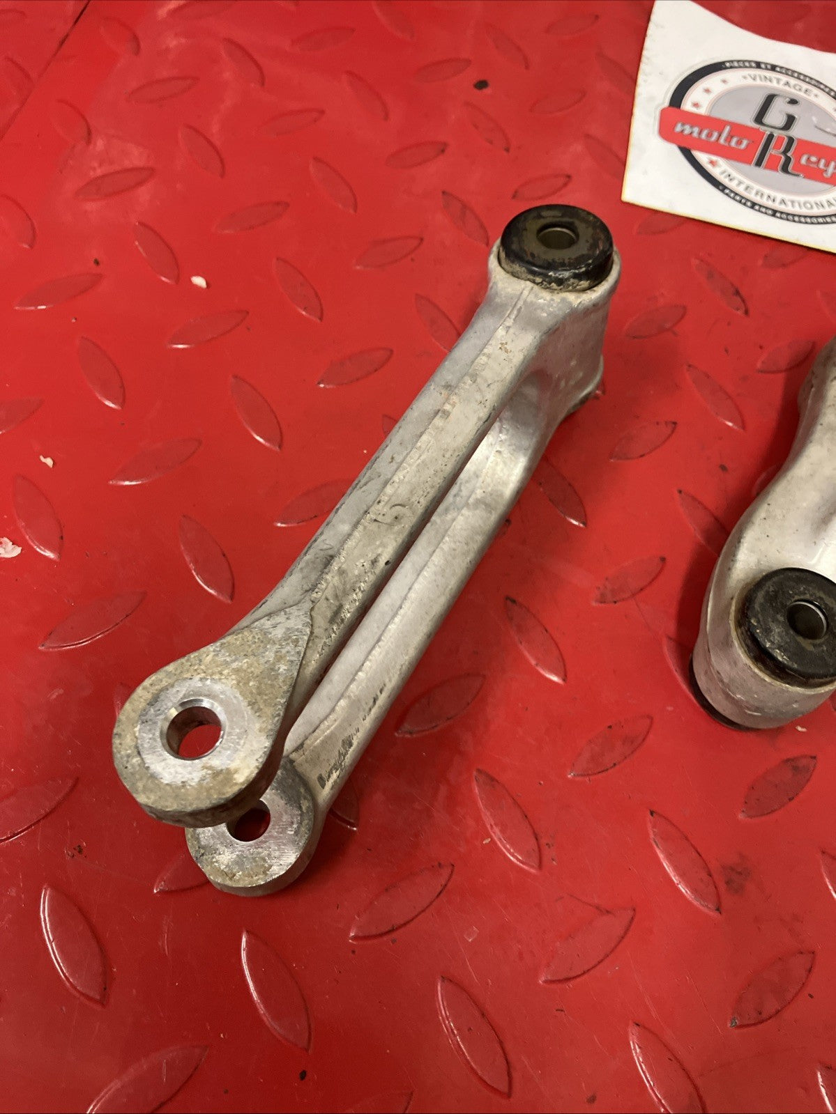 Honda CR250R 1985 Swingarm rear shock absorber linkage dogbone CR125R CR500R