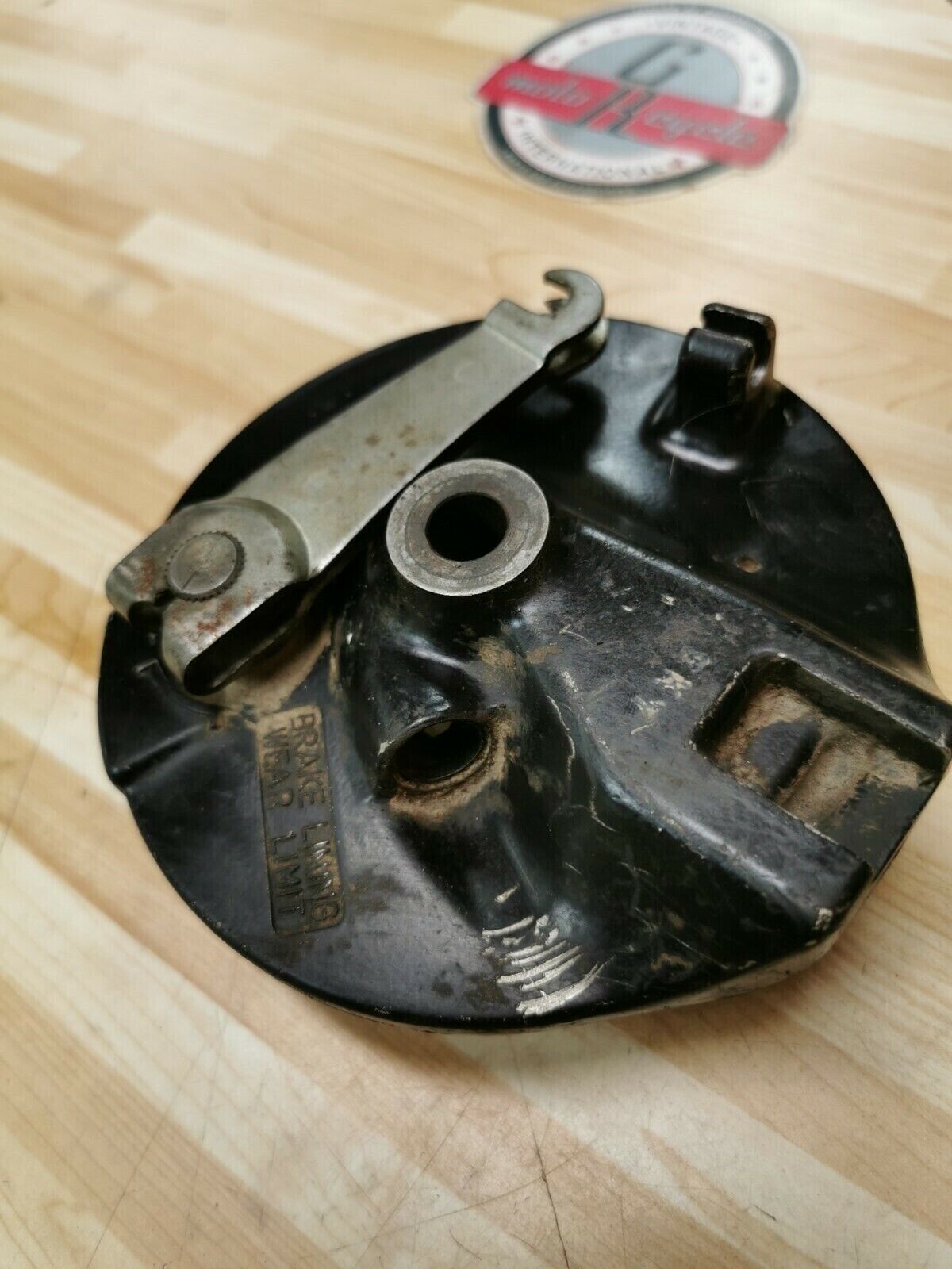 Suzuki DR100 1985 front brake panel drum hub lever arm cam