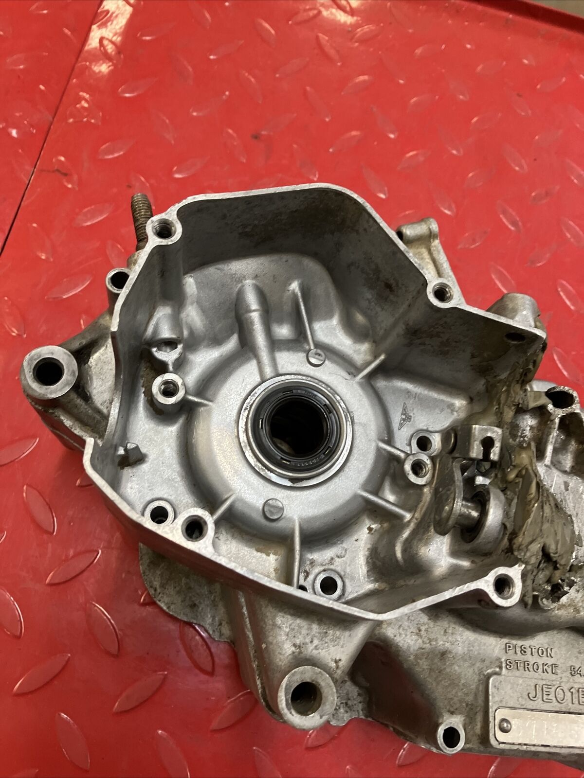 Honda CR125R 1998 crankcase left right