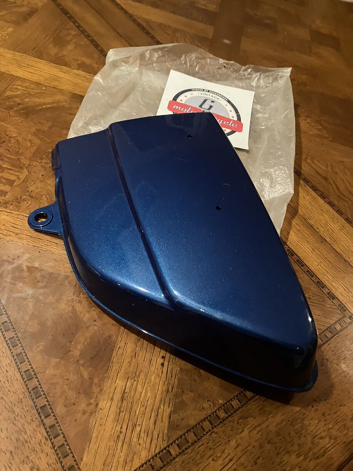 NOS Suzuki GT380 GT550 1973 - 1977 LEFT SIDE COVER PANEL 47211-34100-03F S34