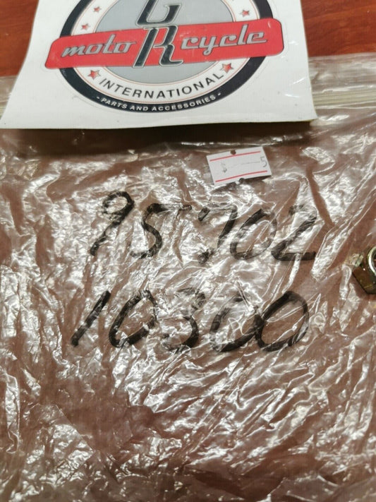 NOS Yamaha NYLON NUT 95702-10300-00 SUB. 95707-10300-00 Y96