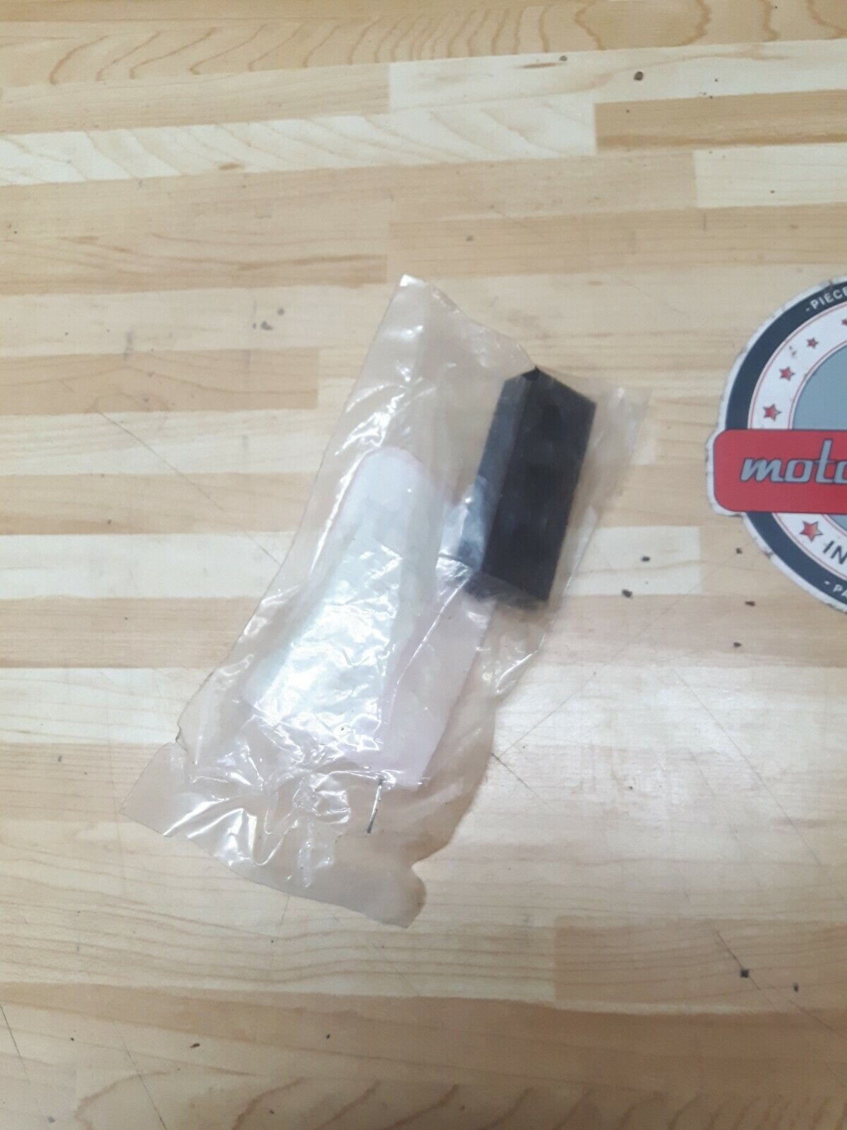Honda NOS seat rubber cushion damper 77205-286-000