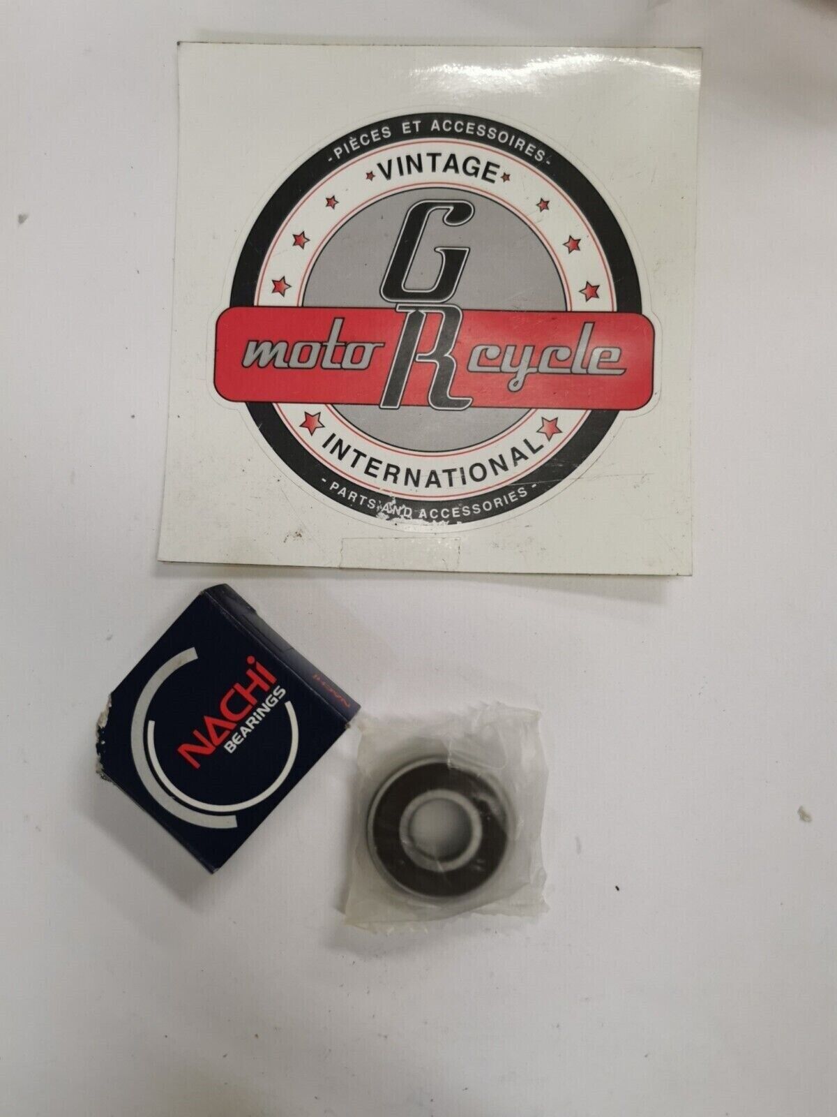 NOS NACHI Brand Sealed Ball Bearings 6201-2NSE J18